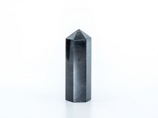 BEWIT Šungitový fasetovaný obelisk - 3x6 cm